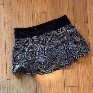 lululemon athletica Seawheeze Black and White Mini Skirt